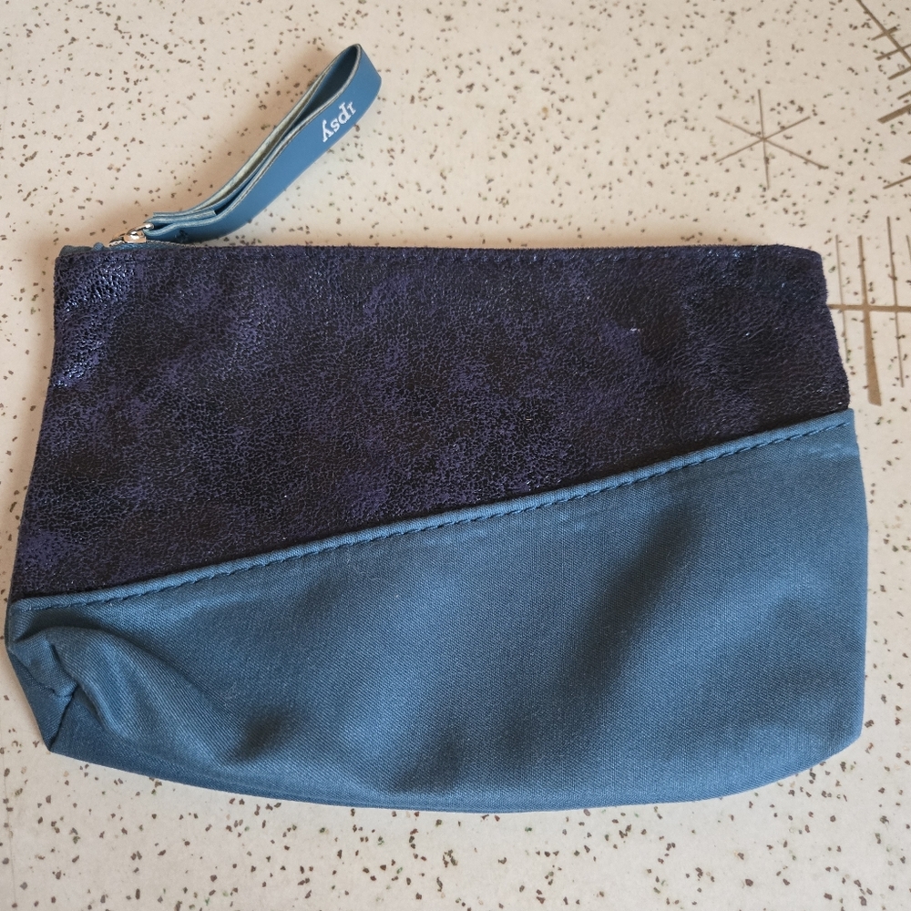 Ipsy Colorblock Zippered Pouch